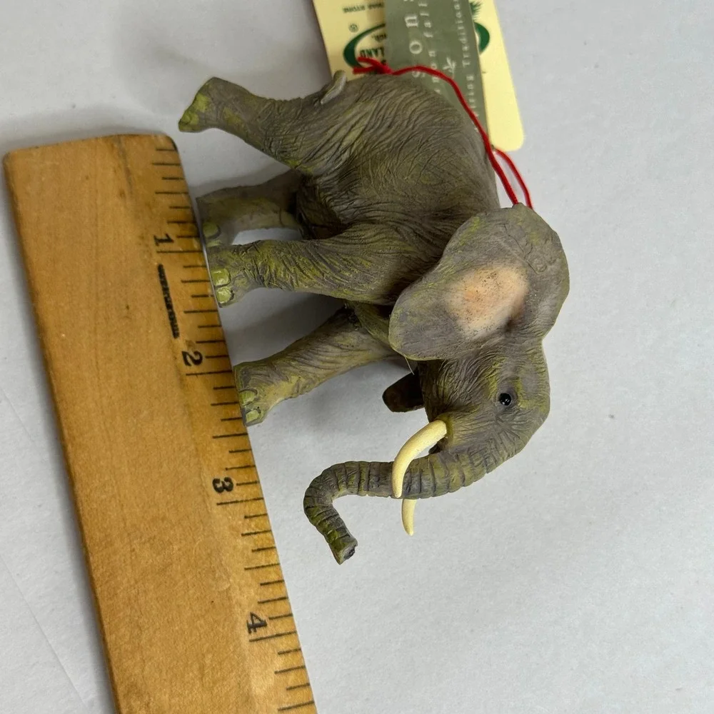 Bronners Christmas Wonderland Elephant Symbol of the‎ Elephant Ornament Figurine